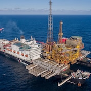 Connecting the yokes to the platform