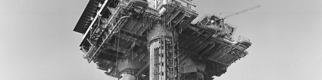 The scale of the Brent Bravo platform in Stavanger (1975)