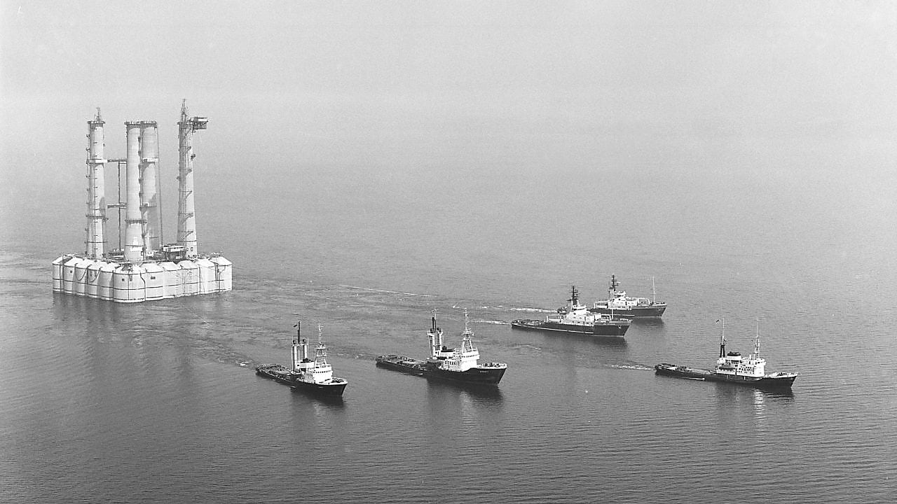 The Charlie GBS during tow-out