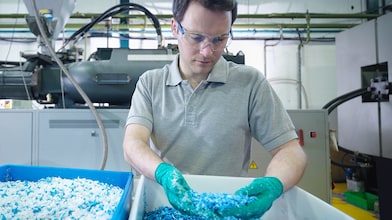 Lubricants for Plastics Manufacturing Sector