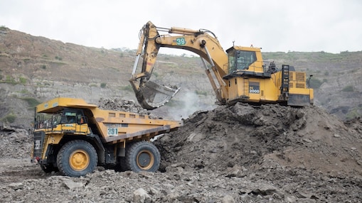 Mining excavator working in a mine