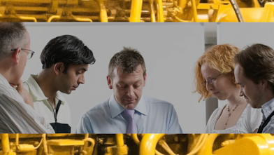 A team of Shell employees having a discussion