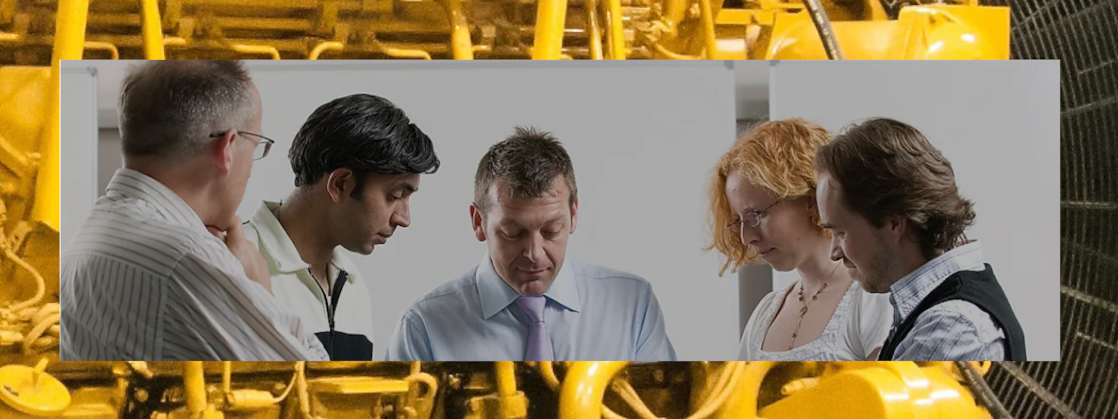 A team of Shell employees having a discussion