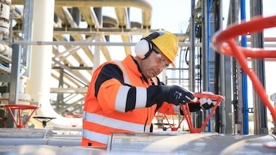 Shell engineer working on the gas plant