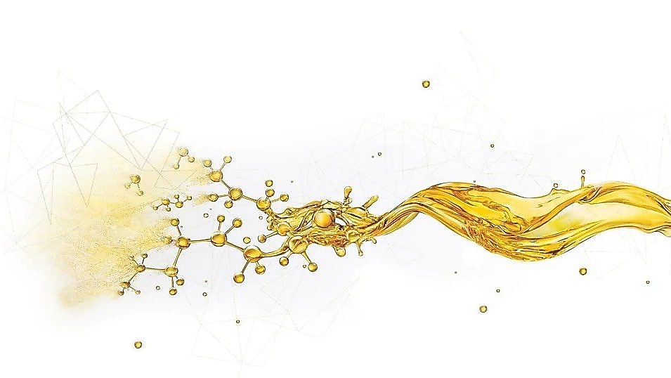 Oil splash breaking into small components