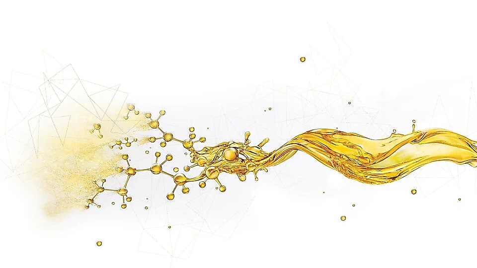 Oil splash breaking into small components