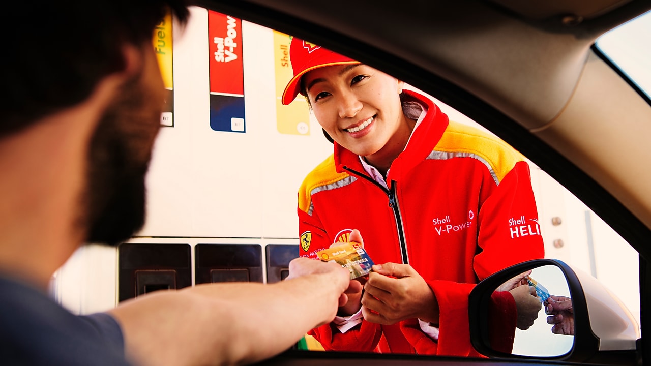 About the Shell Fuel and EV Card