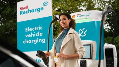 Woman SR Charging