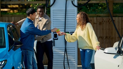 Friends at Shell recharge station