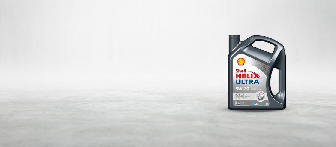 This is an image of the Shell Helix Ultra ECT C3 5W-30, 5 litre lubricant container