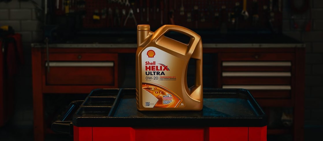 Shell Helix Ultra Professional AP-L 0W-20 engine oils for Peugeot and Citroen